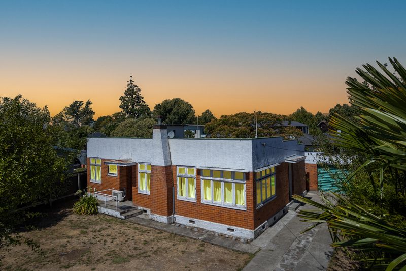11 Dillon Street, Blenheim