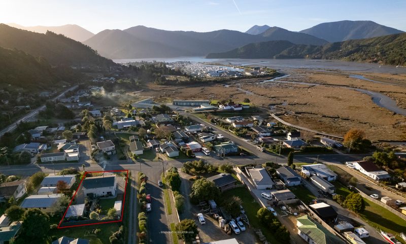5 Mahakipawa Road, Havelock, Marlborough