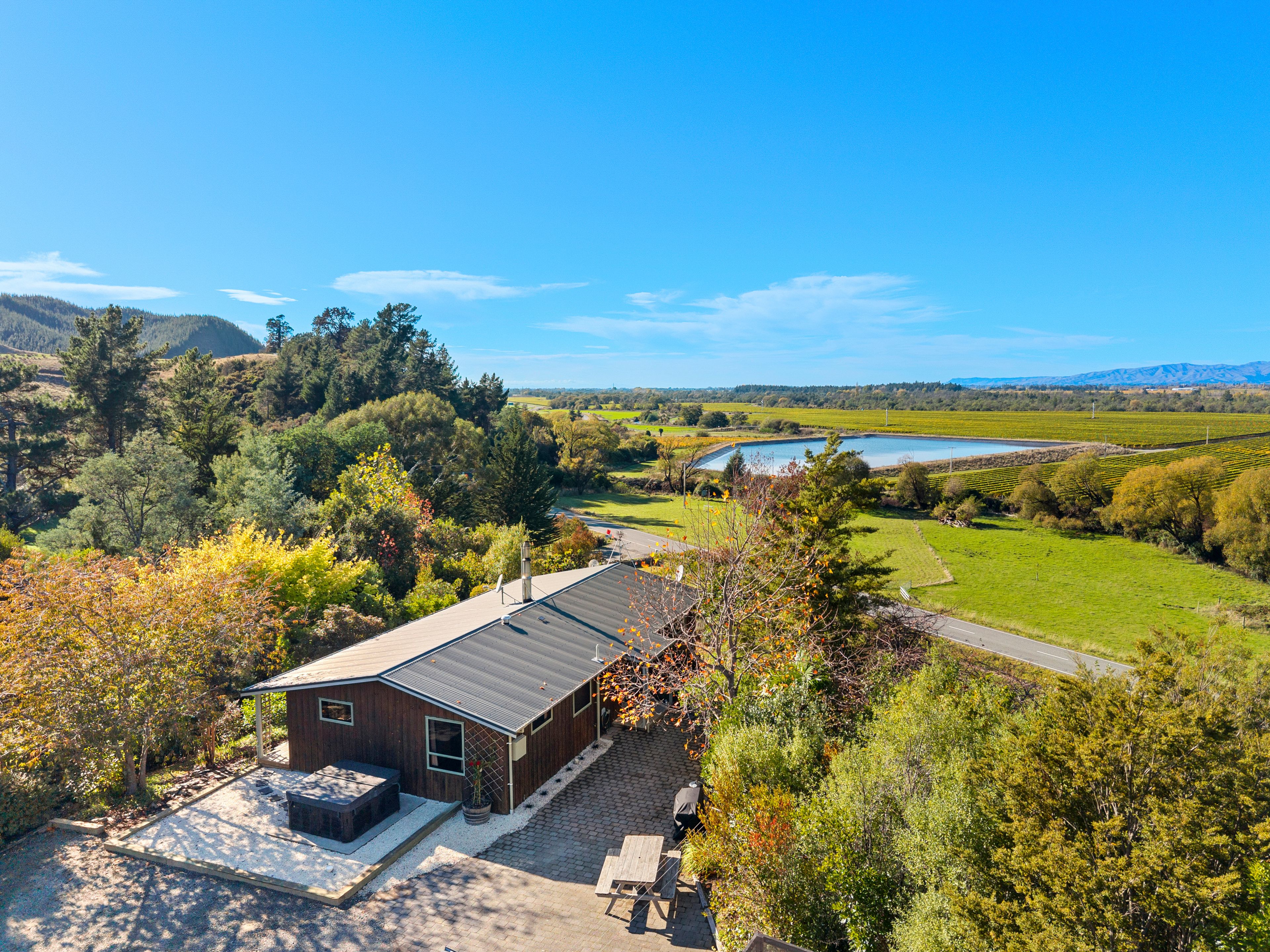276 Northbank Road, North Bank, Marlborough, Marlborough | Tall Poppy