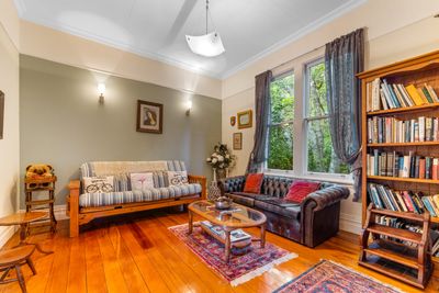 8 Oxford Street, Picton, Marlborough | Tall Poppy 