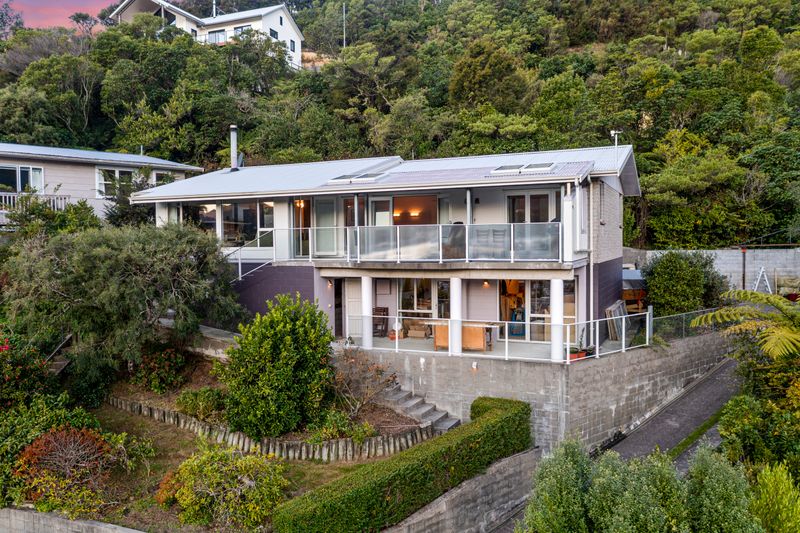 29 Seaview Crescent, Picton, Marlborough