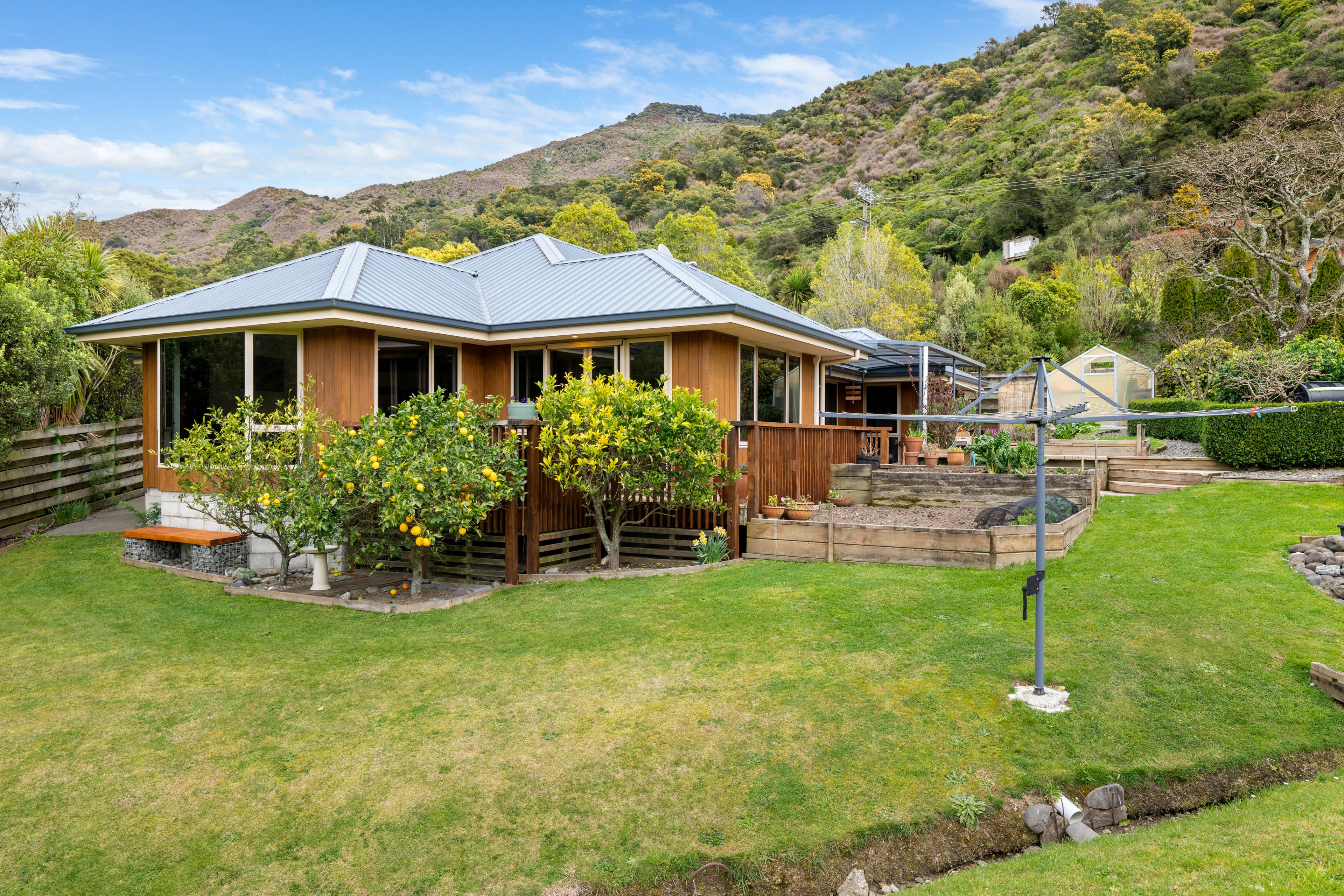 5 Brownlee Close, Havelock, Marlborough | Tall Poppy