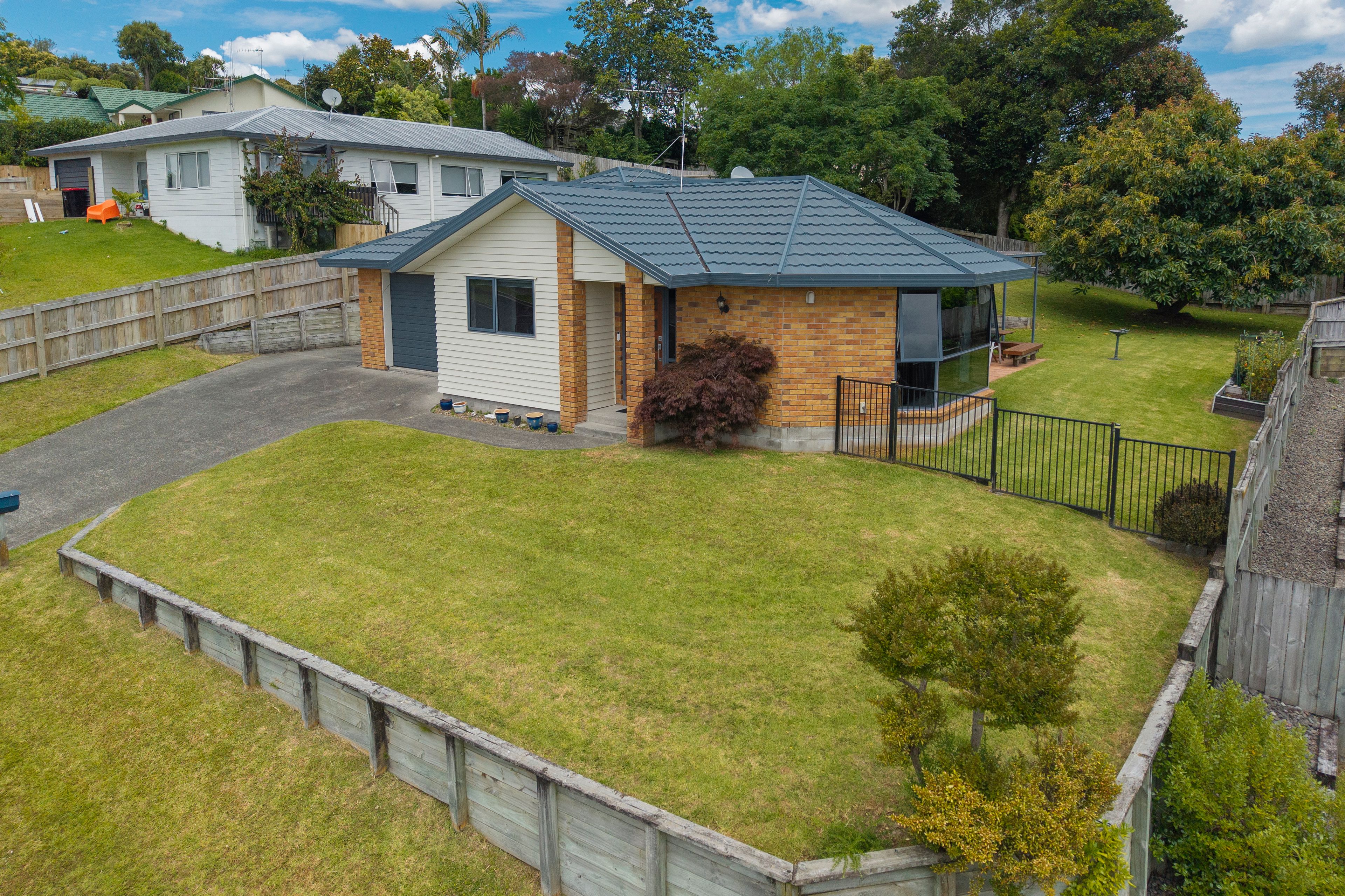 8 Tawhiri View, Pyes Pa, Tauranga, Bay of Plenty | Tall Poppy
