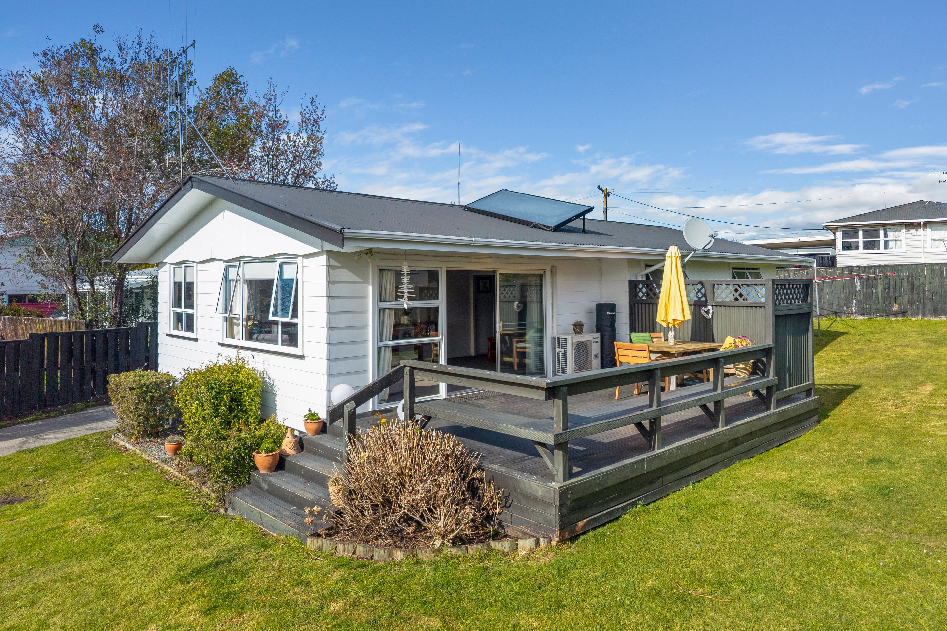1 Greerton Road, Gate Pa, Tauranga, Bay of Plenty | Tall Poppy