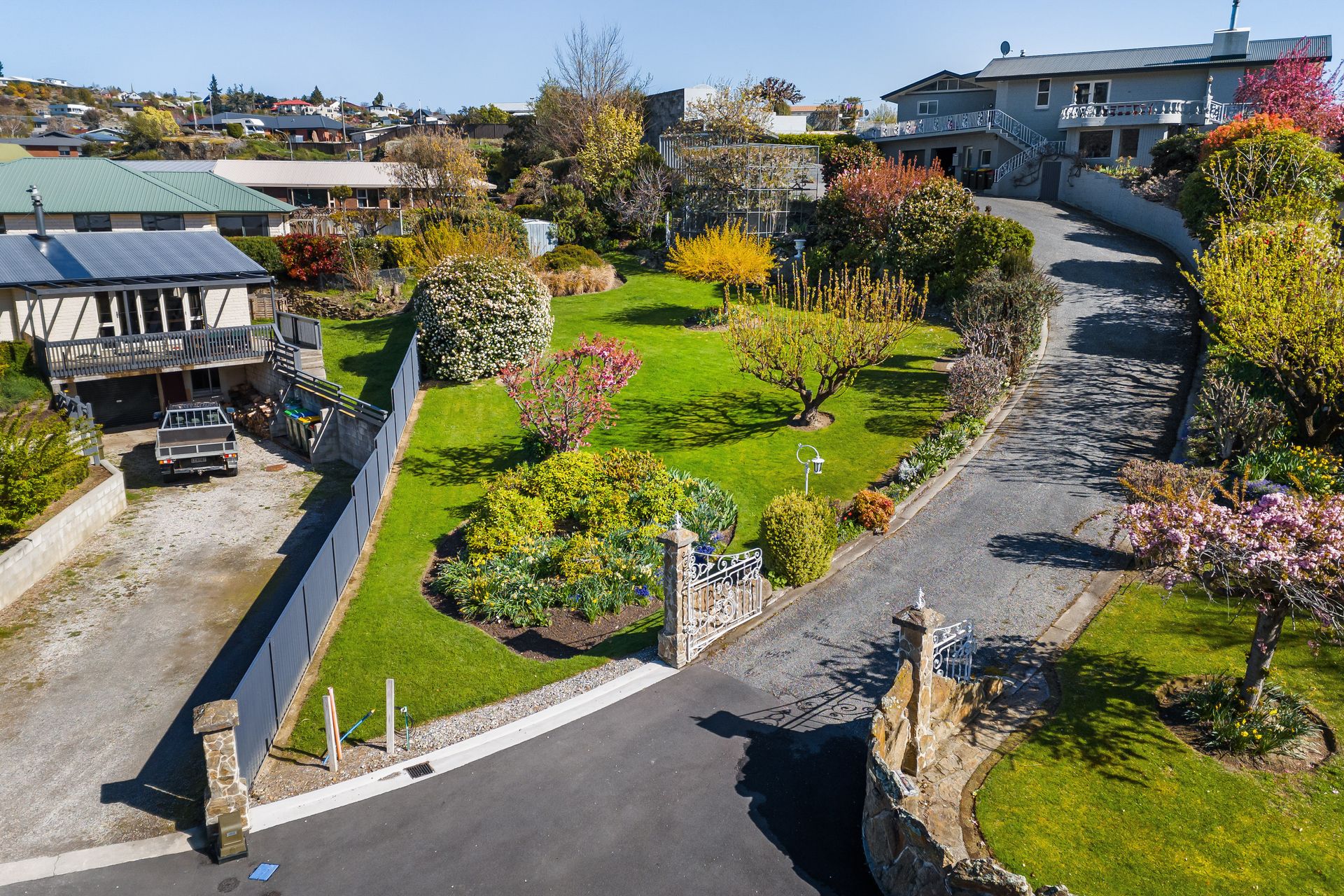 10 Old Bridge Road, Alexandra, Central Otago, Otago | Tall Poppy