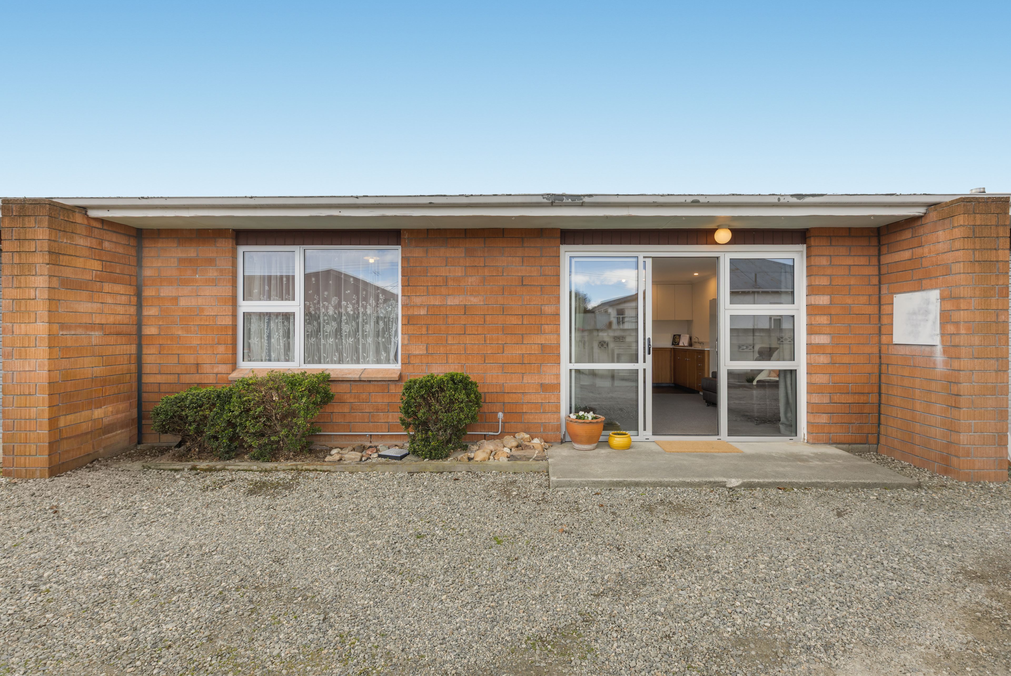 2/27a Bantry Street, Alexandra, Central Otago, Otago | Tall Poppy