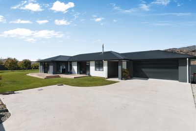 30 Ethereal Crescent, Mount Pisa, Central Otago, Otago | Tall Poppy 