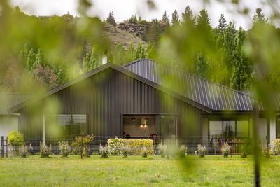 136A Earnscleugh Road, Earnscleugh, Central Otago, Otago | Tall Poppy 