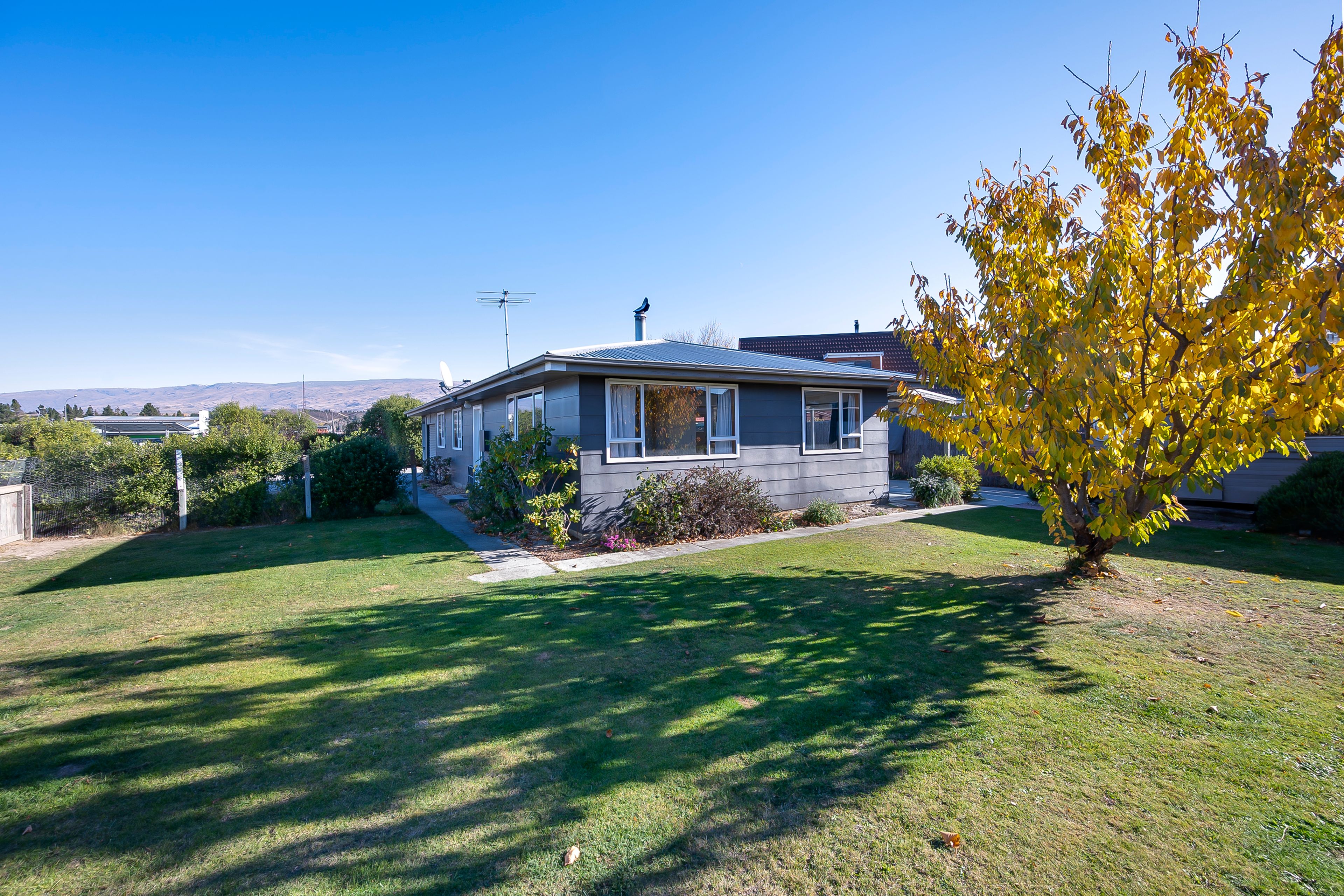 72 Ashworth Street, Alexandra, Central Otago, Otago | Tall Poppy