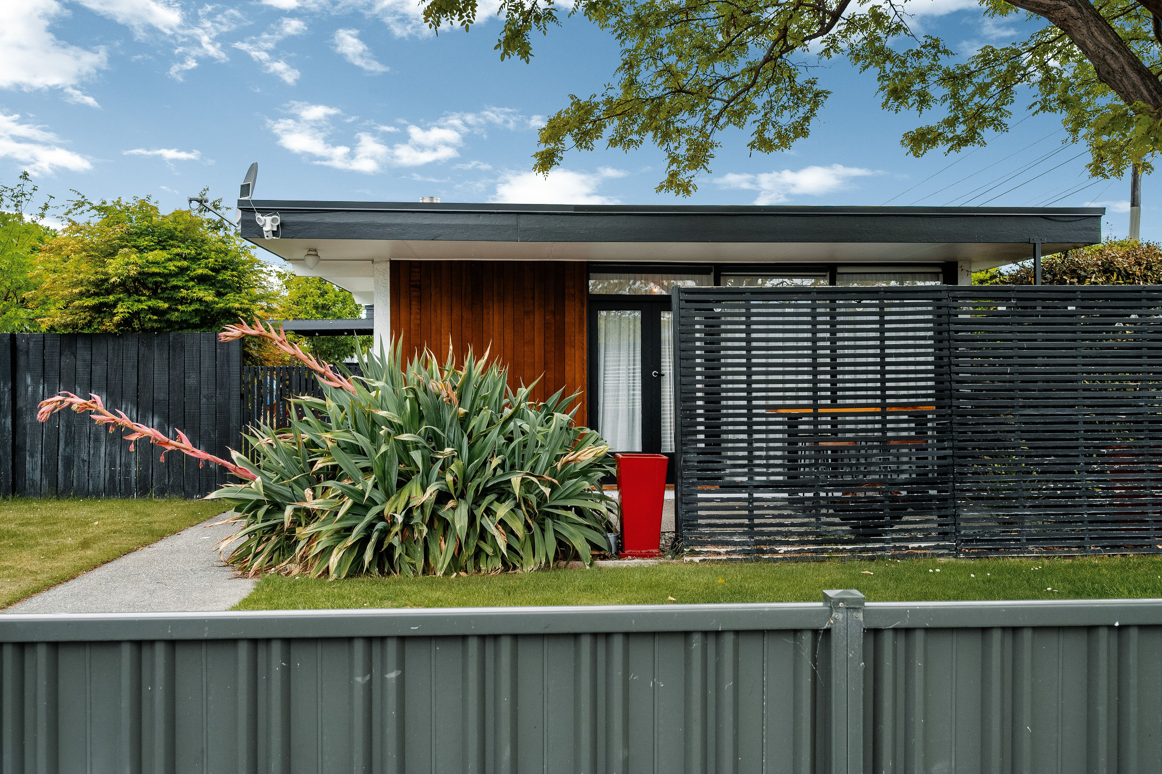 49 Royal Terrace, Alexandra, Central Otago, Otago | Tall Poppy