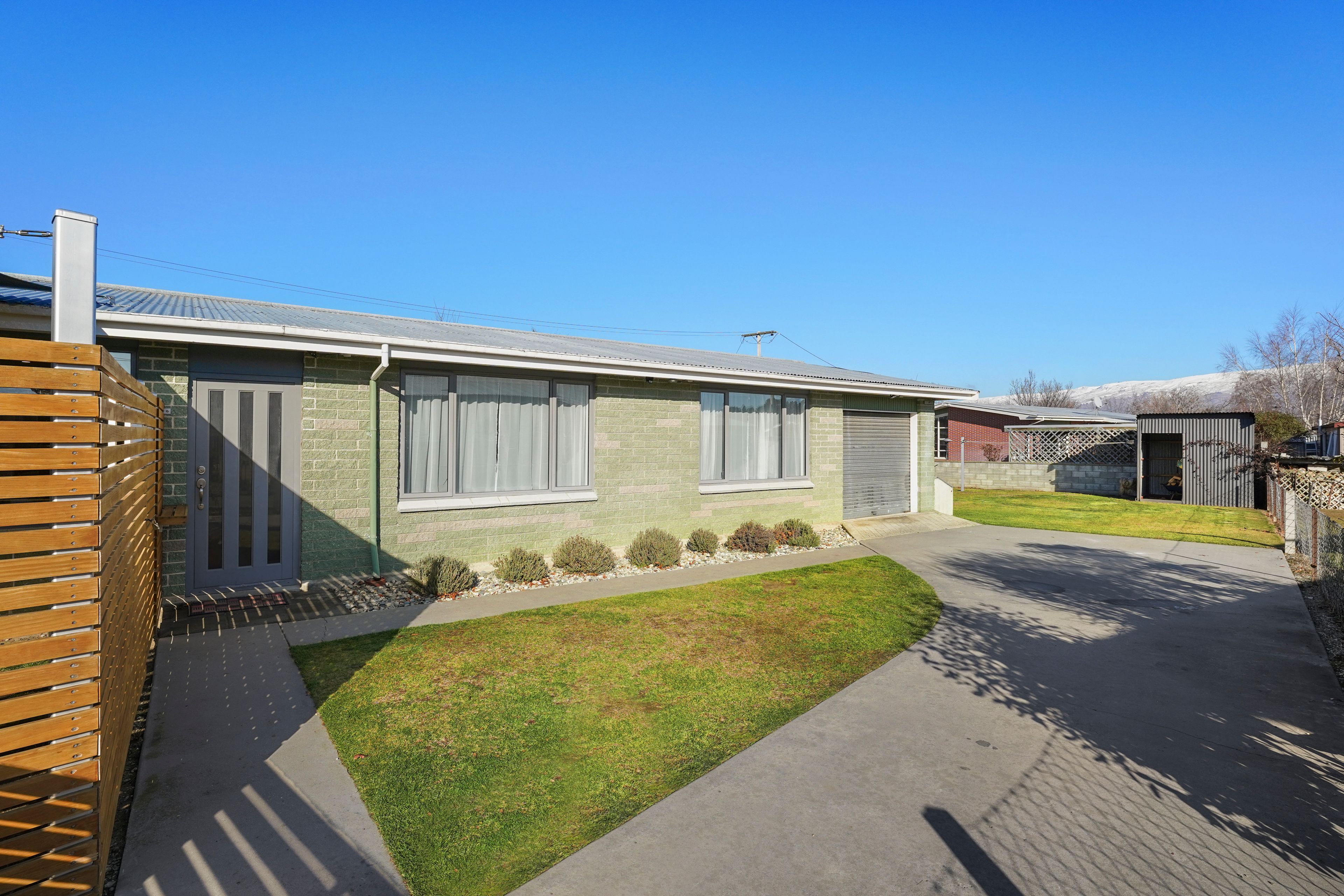 110 Russell Street, Alexandra, Central Otago, Otago | Tall Poppy