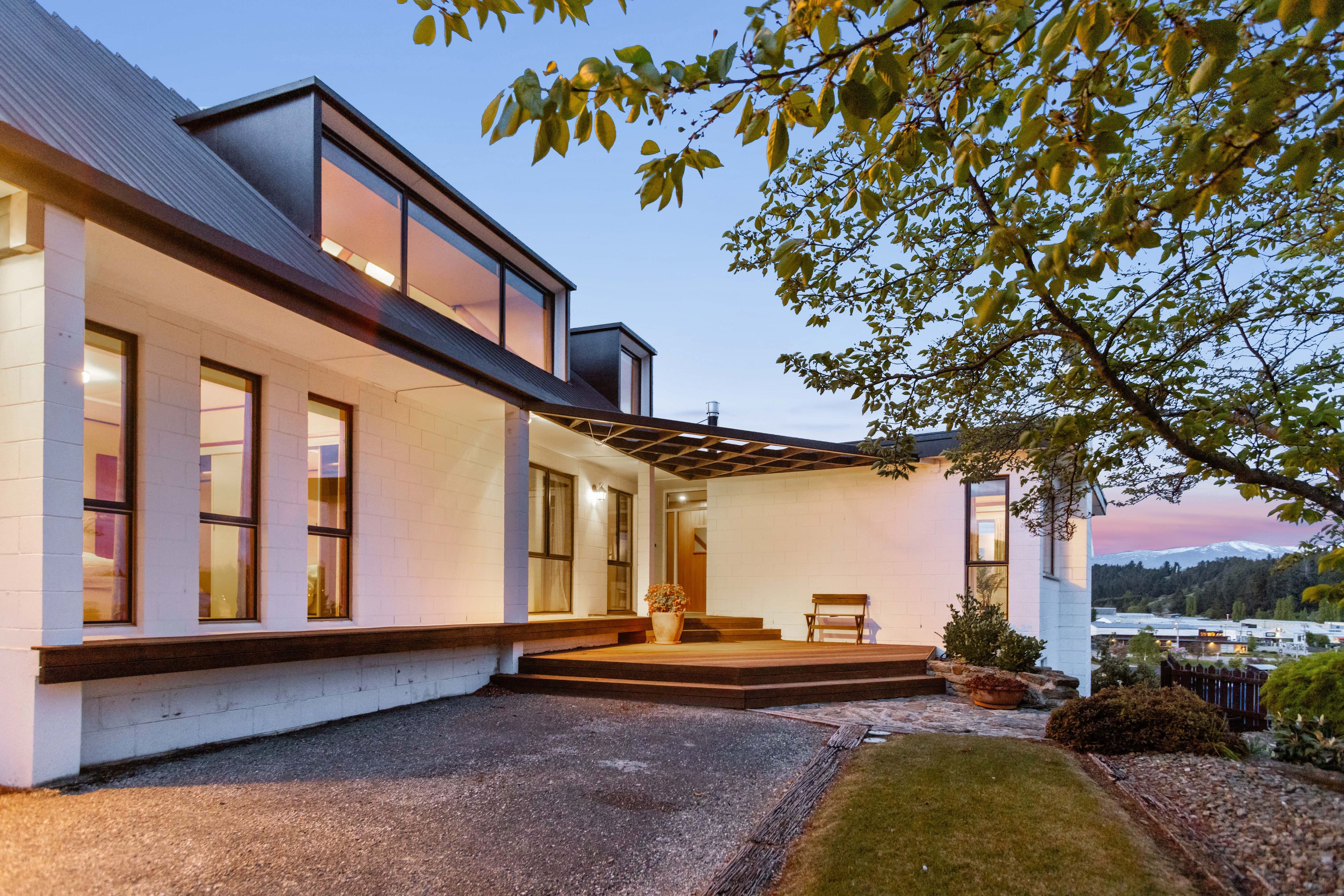 31 Glencarron Street, Alexandra, Central Otago, Otago | Tall Poppy