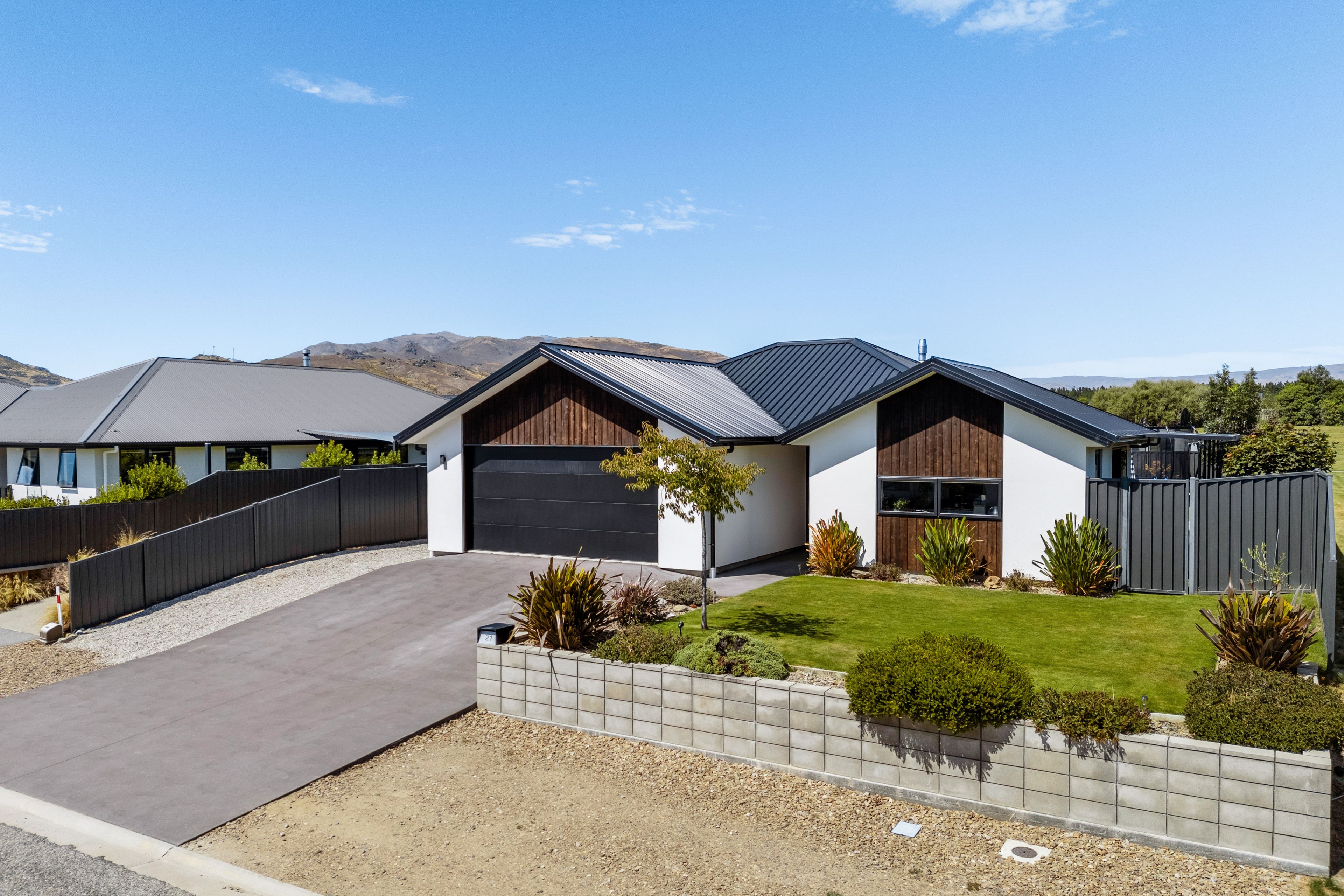21 Olds Crescent, Cromwell, Central Otago, Otago | Tall Poppy