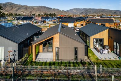 101 Wooing Tree Avenue, Cromwell, Central Otago, Otago | Tall Poppy 
