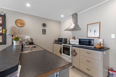 8F Mckellar Court, Cromwell, Central Otago, Otago | Tall Poppy 
