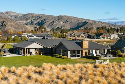 5 Stout Terrace, Cromwell, Central Otago, Otago | Tall Poppy 