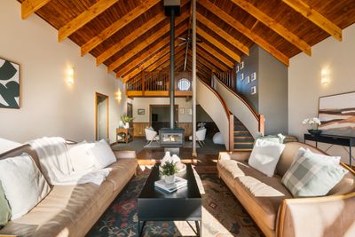 1 Macmillan Lane, Mount Pisa, Cromwell, Central Otago, Otago | Tall Poppy 