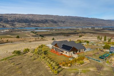 1 Macmillan Lane, Mount Pisa, Cromwell, Central Otago, Otago | Tall Poppy 