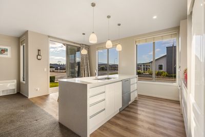 2 Weaver Close, Alexandra, Central Otago, Otago | Tall Poppy 