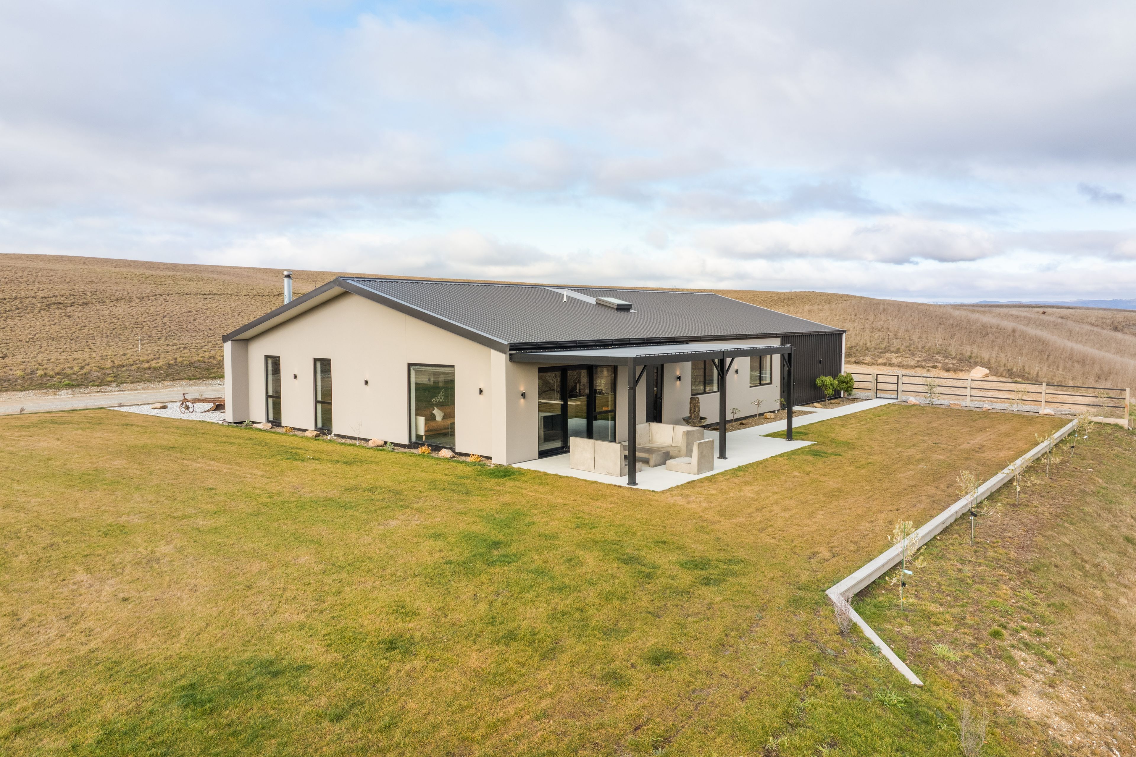 370 Nelsen Ridge Road, Springvale, Central Otago, Otago | Tall Poppy