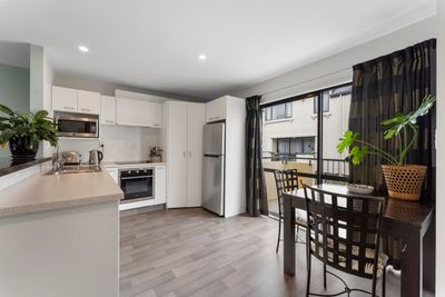 4/211 Worcester Street, Christchurch Central, Christchurch City, Canterbury | Tall Poppy 