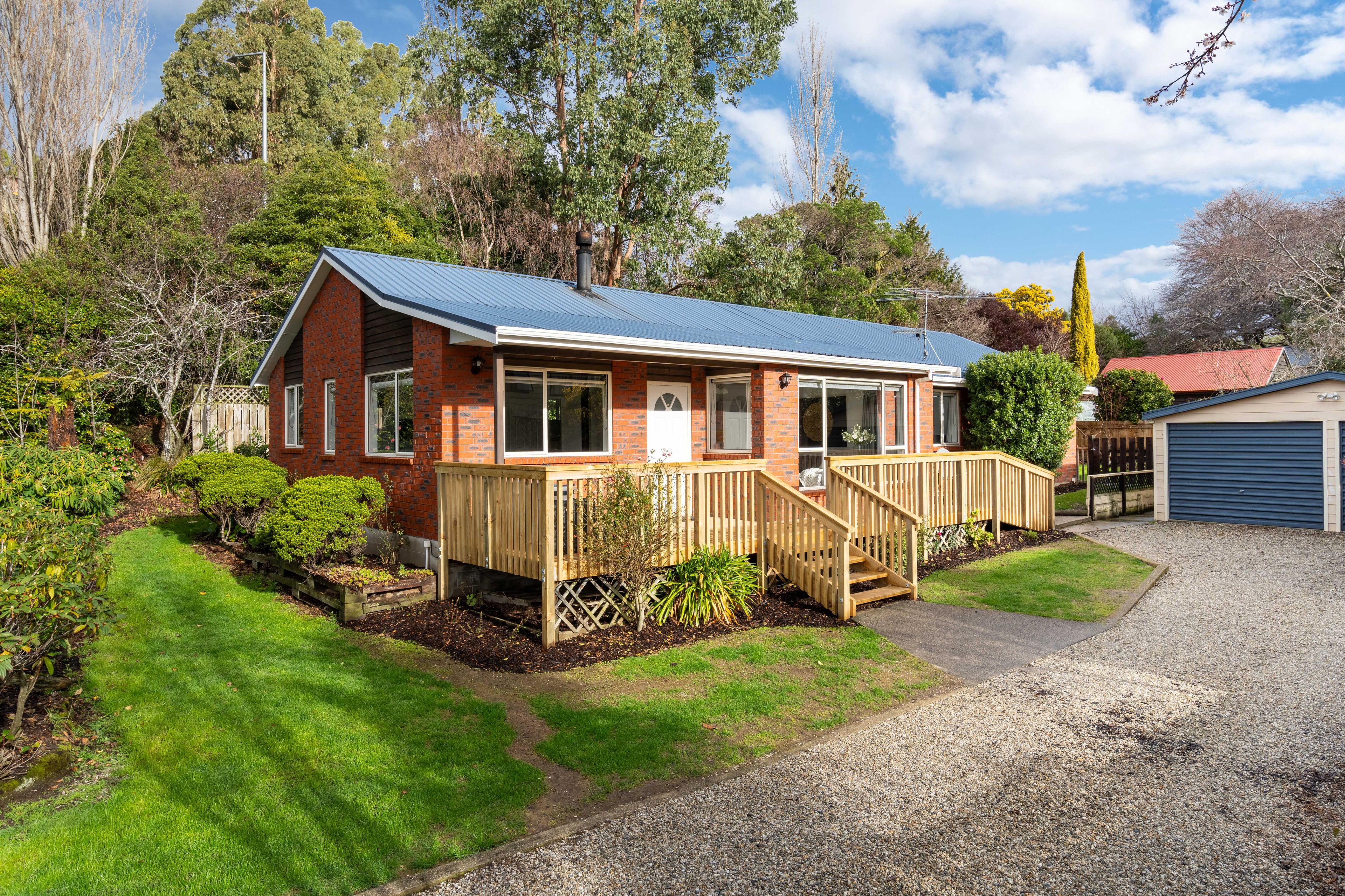 1 Elizabeth Avenue, East Taieri, Dunedin City, Otago | Tall Poppy