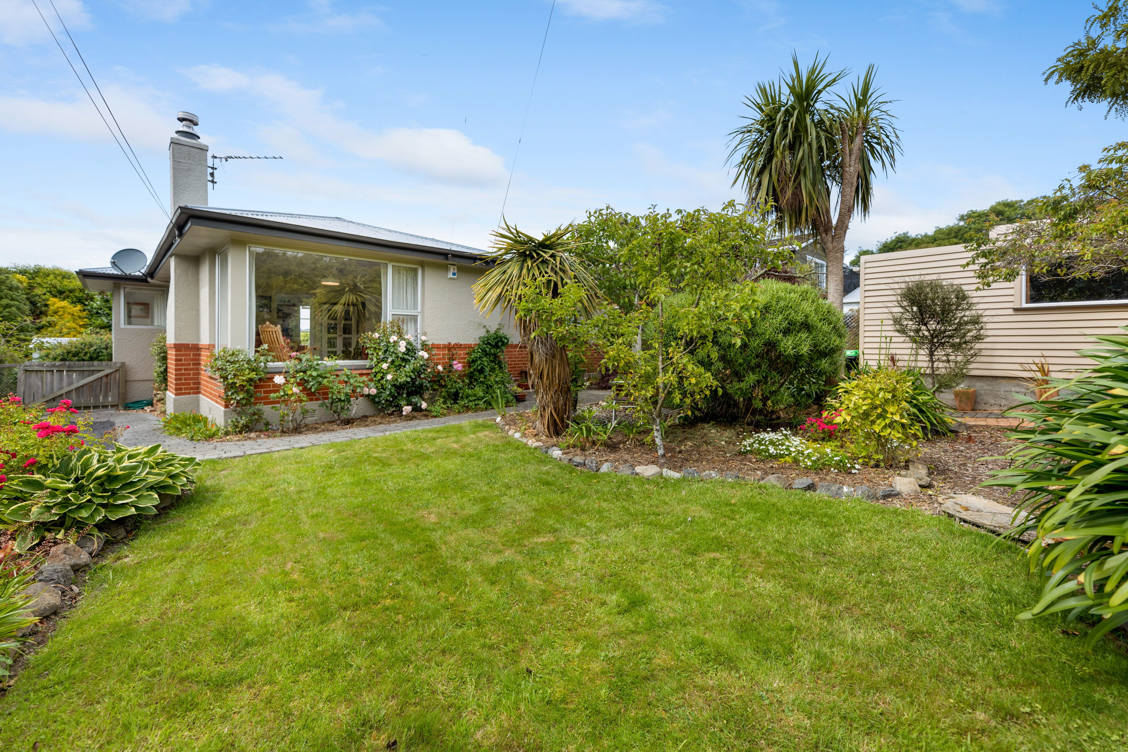 14 Hugh Street, Sawyers Bay, Dunedin City, Otago | Tall Poppy