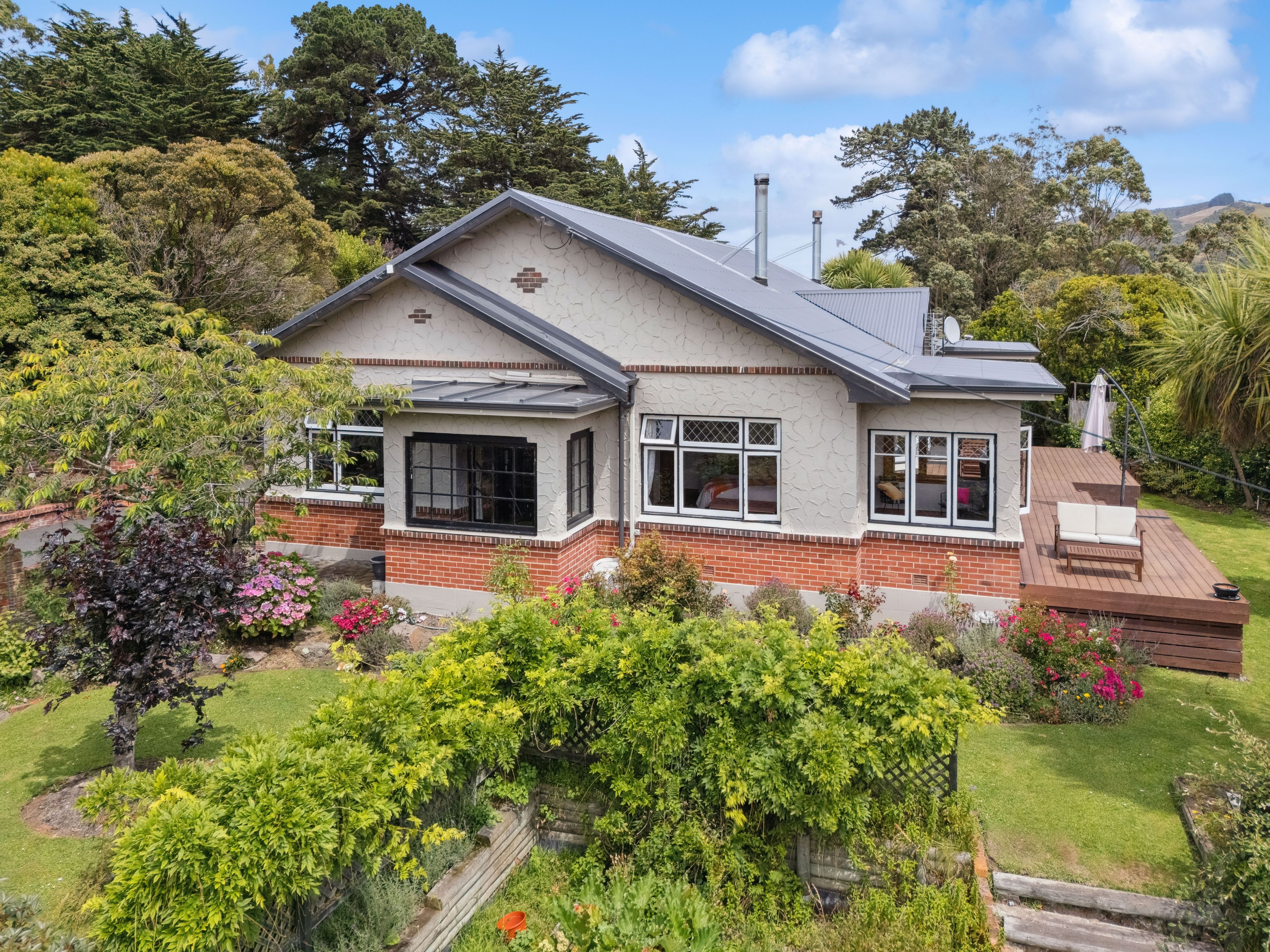 26 District Road, Roseneath, Dunedin City, Otago | Tall Poppy