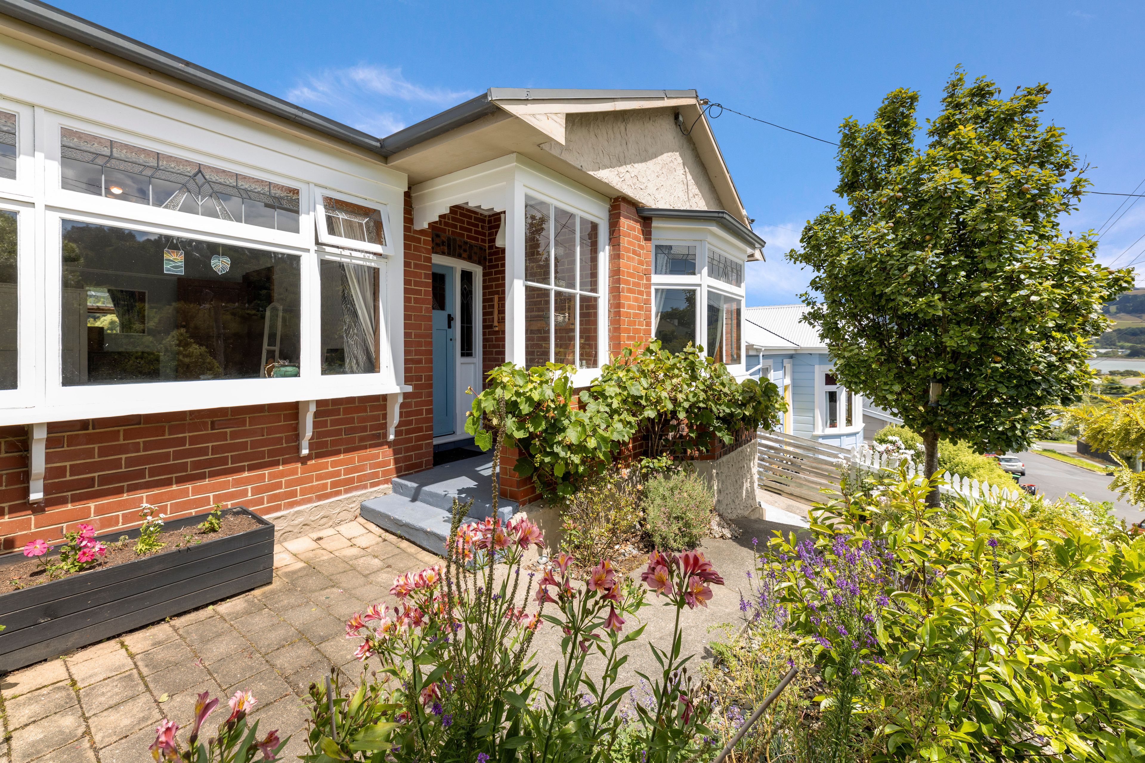 11 Mary Street, Port Chalmers, Dunedin City, Otago | Tall Poppy