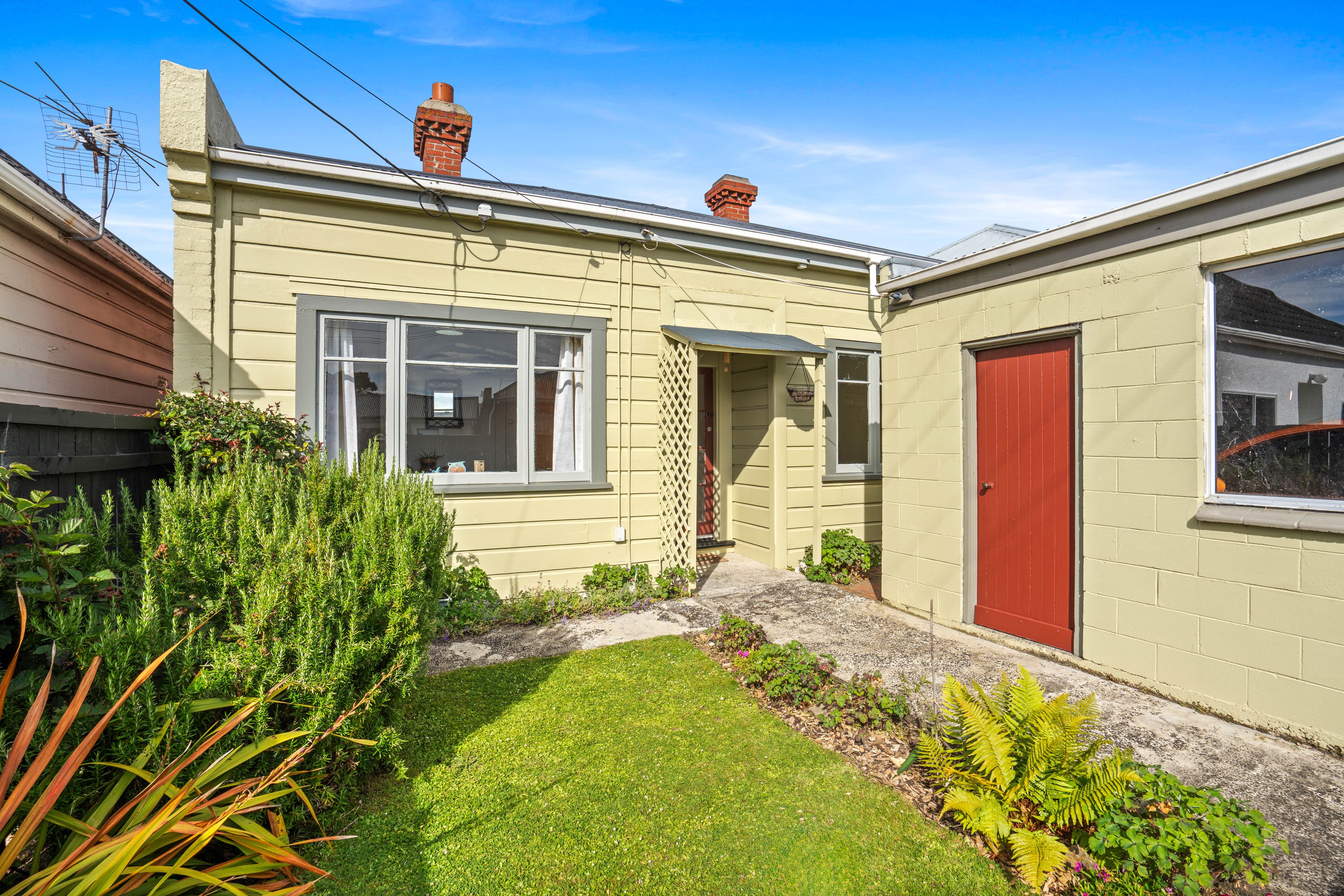 11 Beresford Street, Kaikorai, Dunedin City, Otago | Tall Poppy