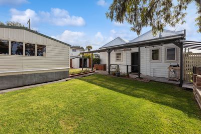 8 Exeter Street, Abbotsford, Dunedin City, Otago | Tall Poppy 