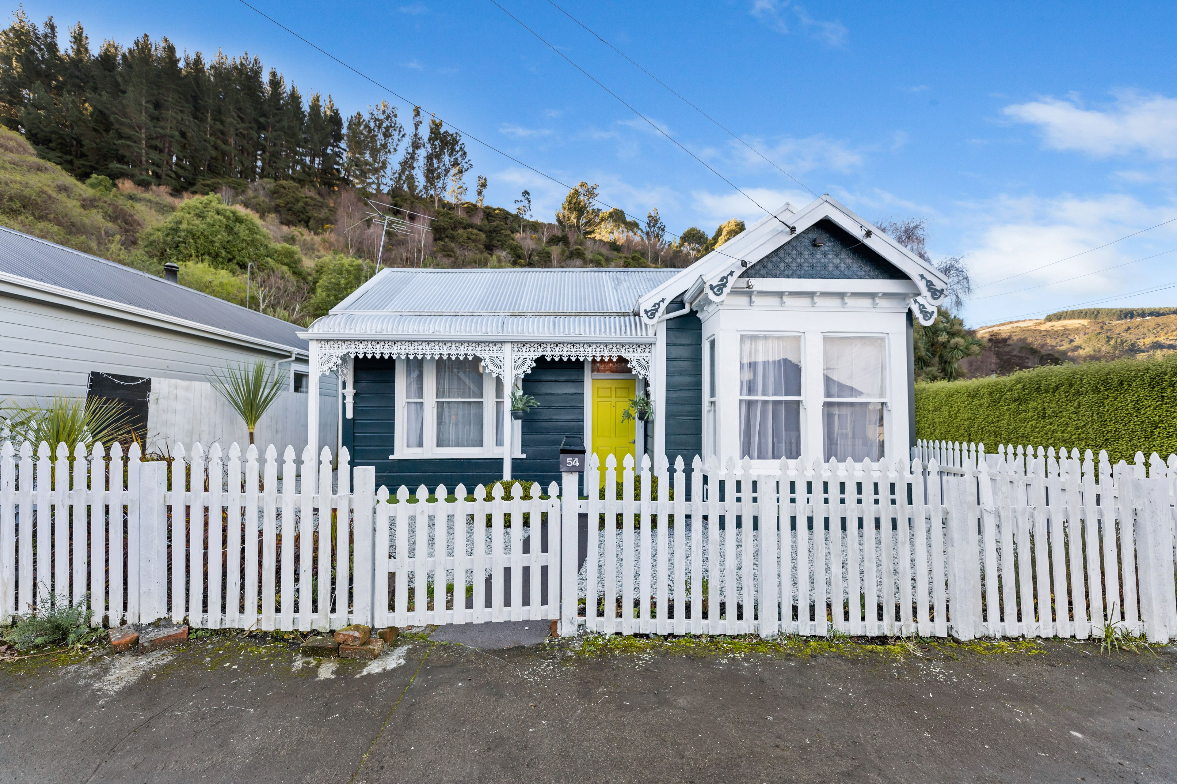 54 Selwyn Street, North East Valley, Dunedin City, Otago | Tall Poppy