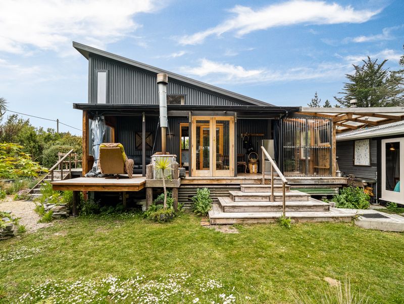 8 Beach Road, Long Beach, Dunedin City