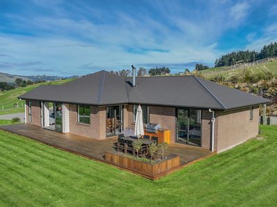 18 Kens Lane, Sawyers Bay, Dunedin City, Otago | Tall Poppy 