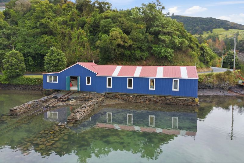 2 Boat Shed, Careys Bay, Dunedin City