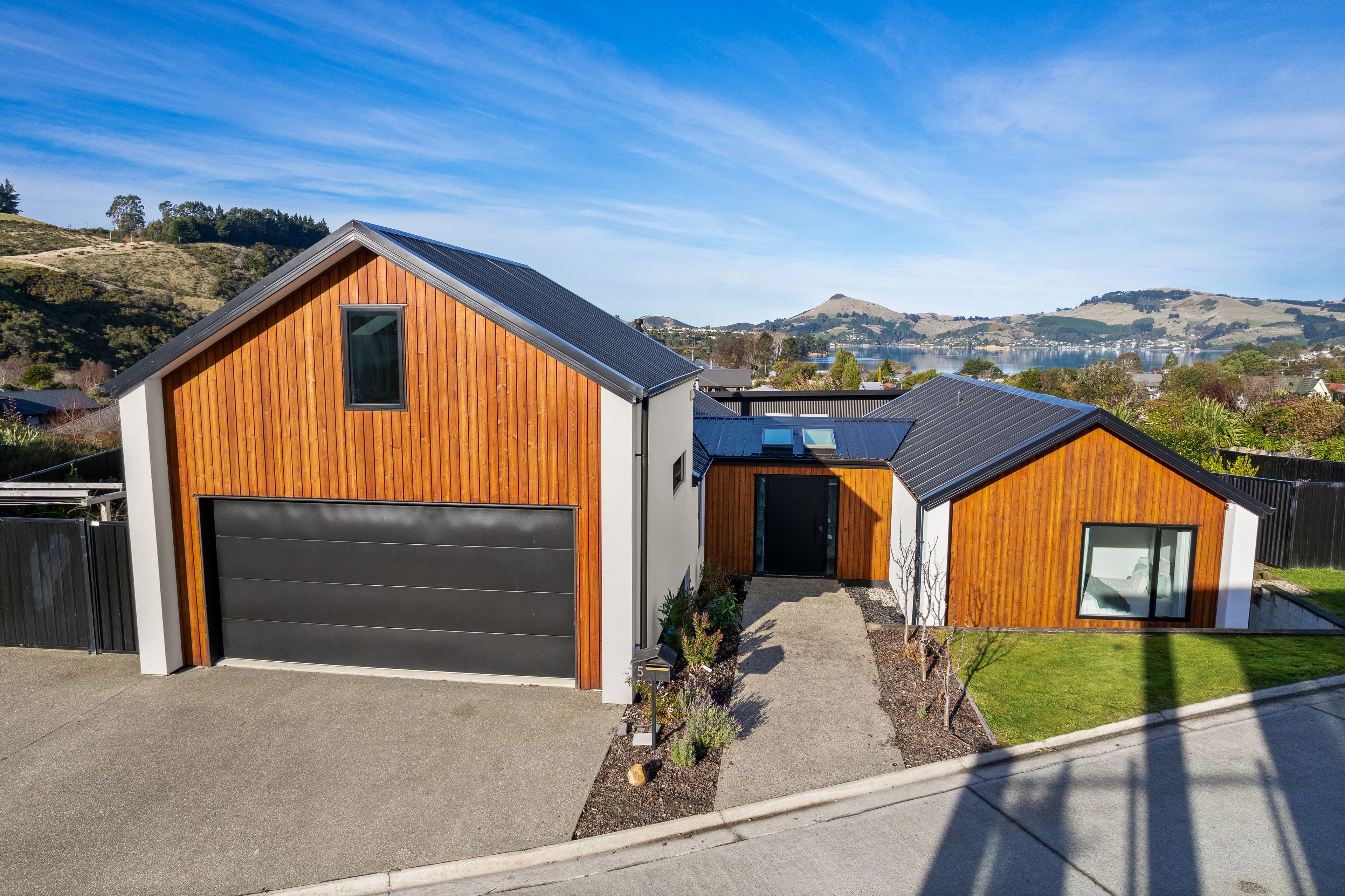 5 Goddard Way, Sawyers Bay, Dunedin City, Otago | Tall Poppy