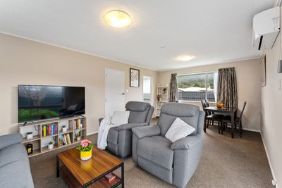 2/17 Wimbledon Grove, Wainuiomata, Lower Hutt City, Wellington | Tall Poppy 