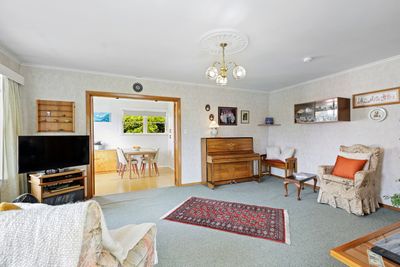 32 Pempsey Street, Silverstream, Upper Hutt City, Wellington | Tall Poppy 