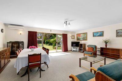 4 Bristol Square, Hutt Central, Lower Hutt City, Wellington | Tall Poppy 