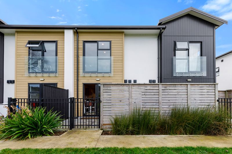 33 Te Ara O Papatahi, Wainuiomata, Lower Hutt City