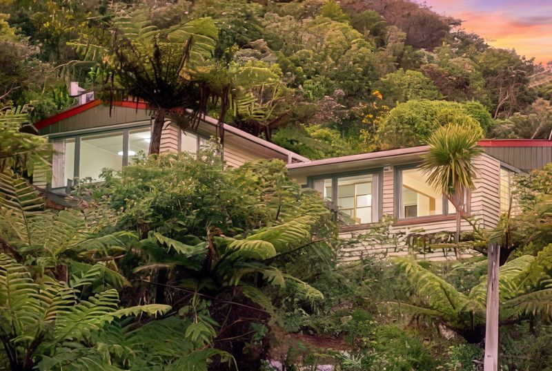 24 Akatea Road, Korokoro, Lower Hutt City