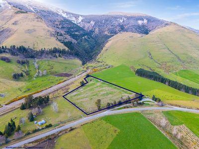 1037 Athol Five Rivers Highway, Mid Dome, Southland | Tall Poppy 