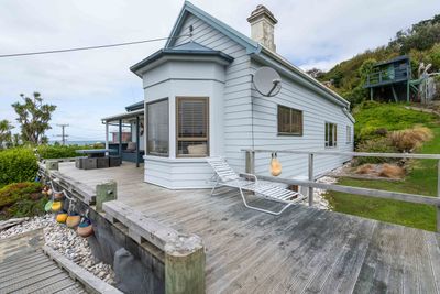 90 Marine Parade, Bluff, Invercargill City, Southland | Tall Poppy 