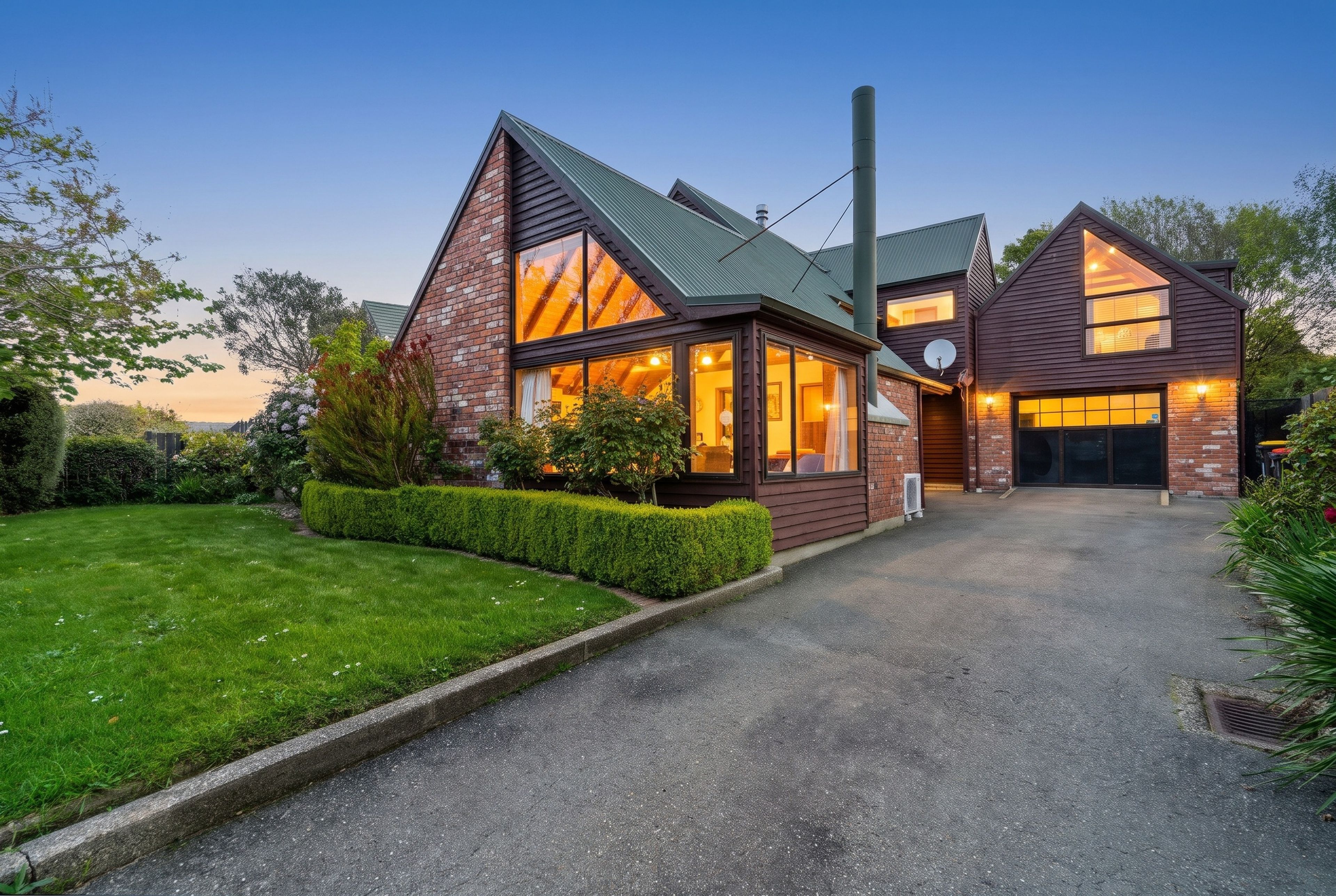 143 Gimblett Street, Waikiwi, Invercargill City, Southland | Tall Poppy