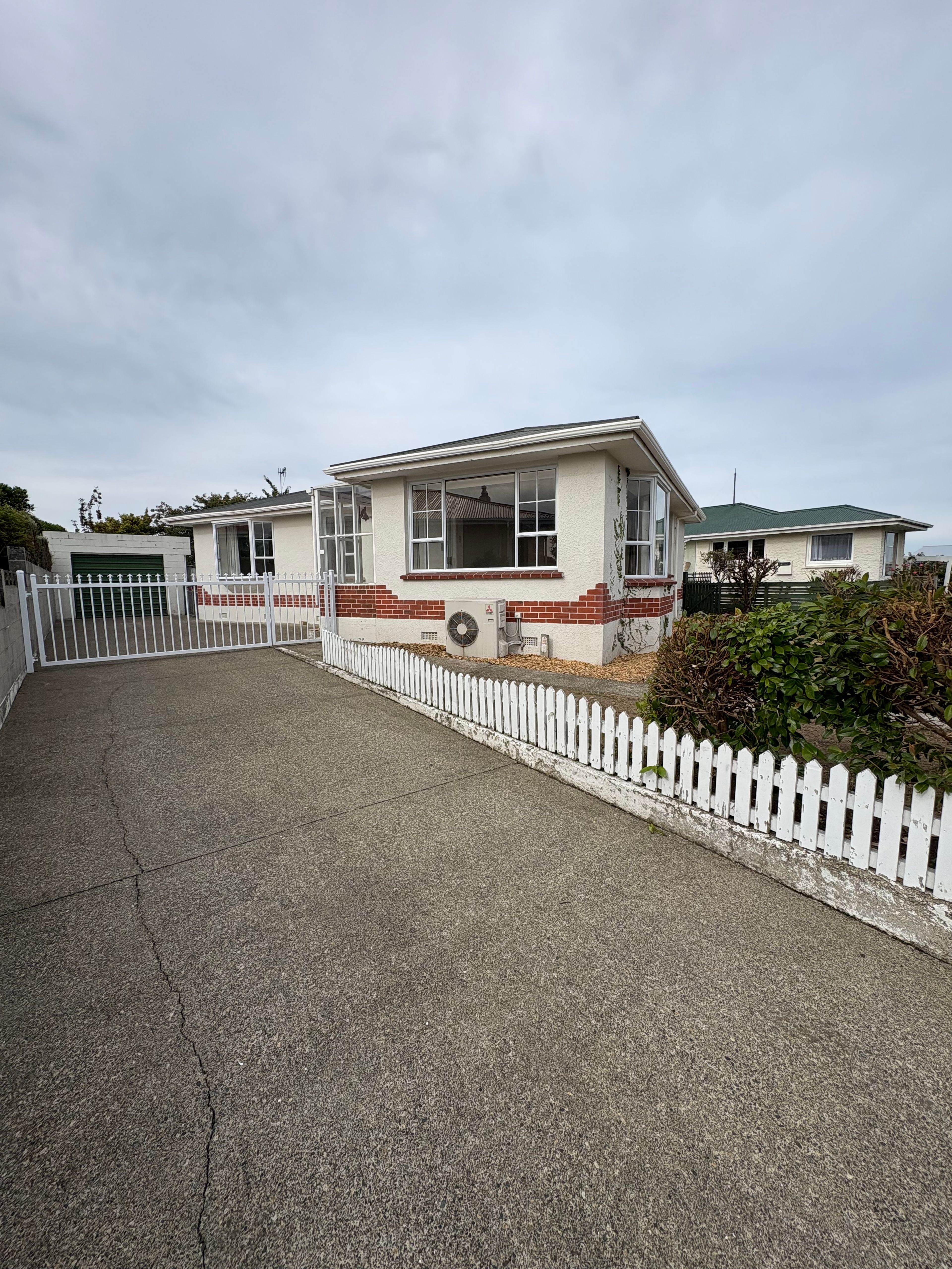33 Kilmarnock Avenue, Strathern, Invercargill City, Southland | Tall Poppy