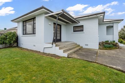 10 Wamphray Street, Nightcaps, Southland | Tall Poppy 