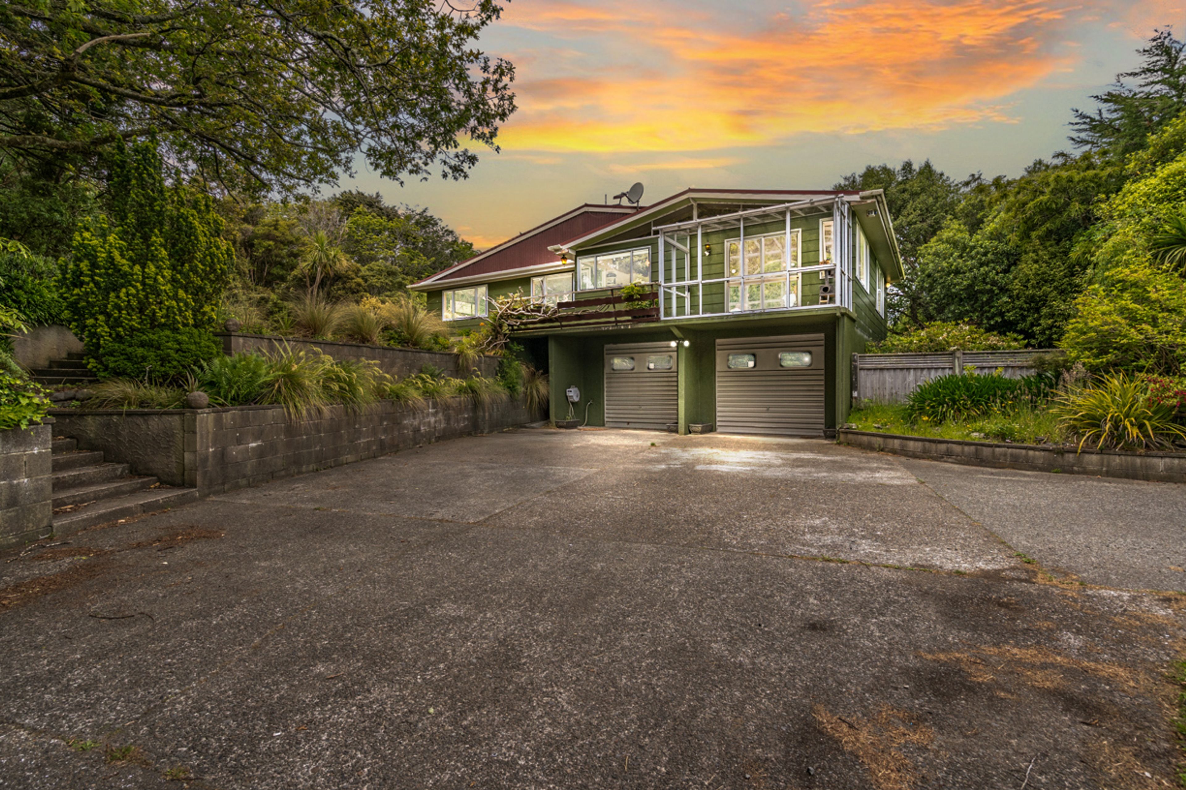 15 Grant Road, Otatara, Invercargill City, Southland | Tall Poppy