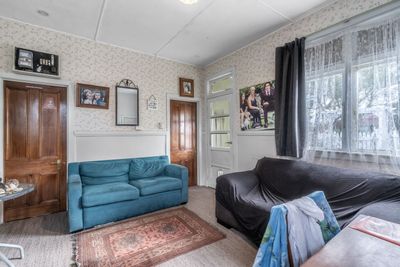 11 High Street East, Nightcaps, Southland | Tall Poppy 