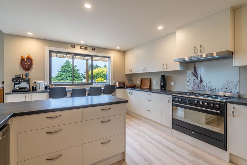11 Bath Road, Riverton, Southland