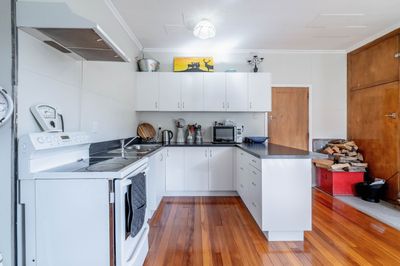 1643 -1649 Athol Five Rivers Highway, Athol, Southland | Tall Poppy 